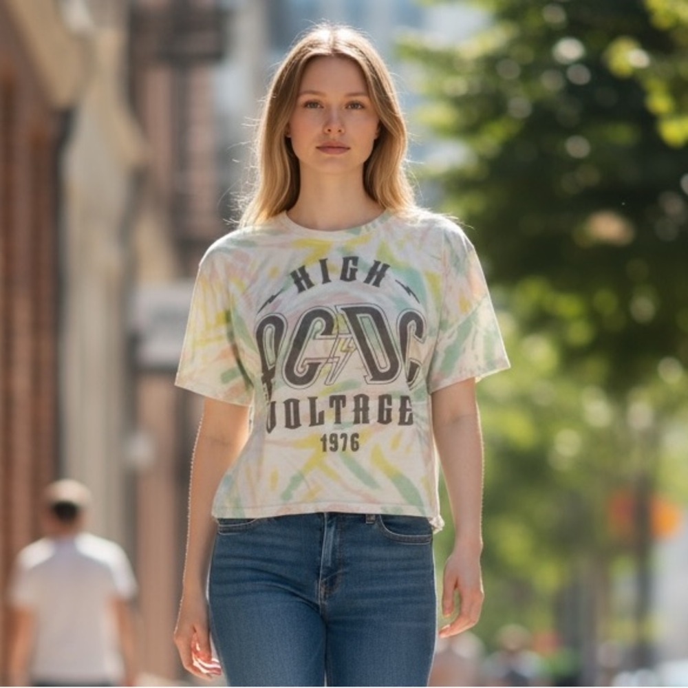 AC/DC High Voltage 1976 Crop Top - Multicolor